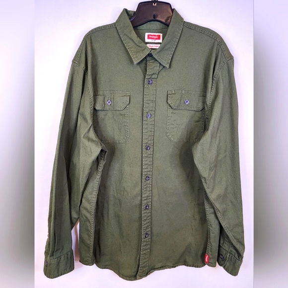 Wrangler Men's Army Green Button Down Long Sleeve Workwear Shirt Top, sz XL - Picture 2 of 13